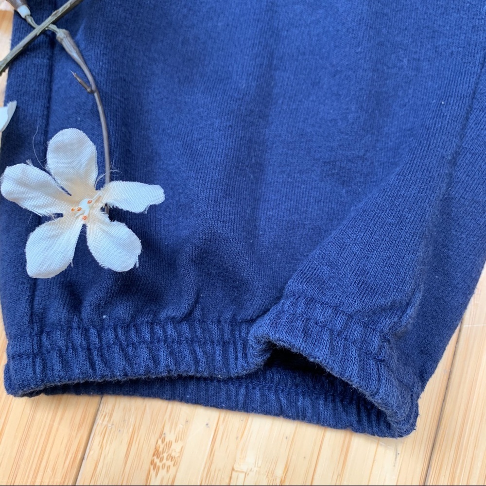 Gap Kids Girls Capri Sweatpants Shorts, M 8-9. - Picture 2 of 4